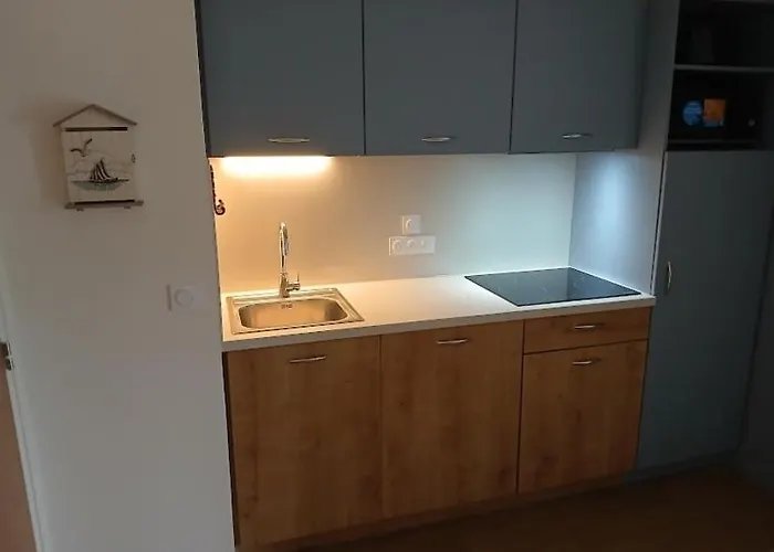 T3 Avec Piscine, 150m De L'ocean