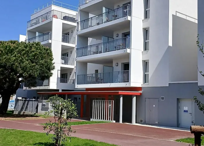 T3 Avec Piscine, 150m De L'ocean