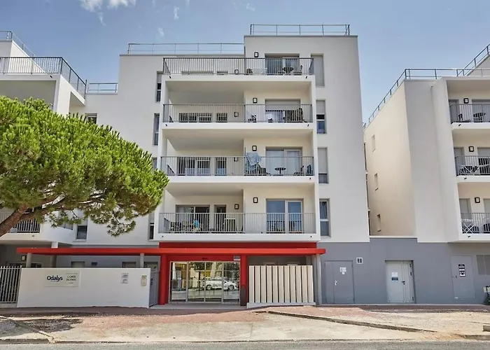 Apartment T3 Avec Piscine, 150m De L'ocean