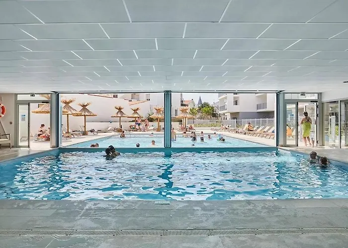 T3 Avec Piscine, 150m De L'ocean *